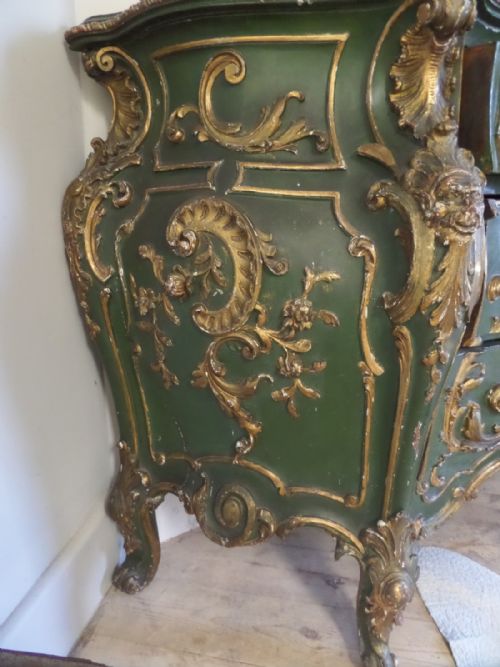 LARGE GERMAN GILT GROTTO CHEST OF DRAWERS COMMODE MASKED BOMBE CARVED - ADDITIONAL PHOTO 4