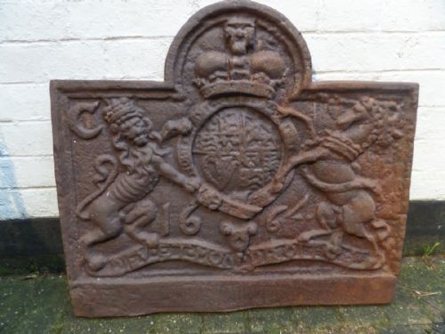 Antique Cast Iron Fireback Lion & Unicorn Coat Arms