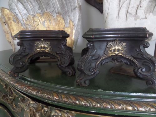 Pair Early 19th Century Carved Wooden and Bronze Mounts Vase Stand