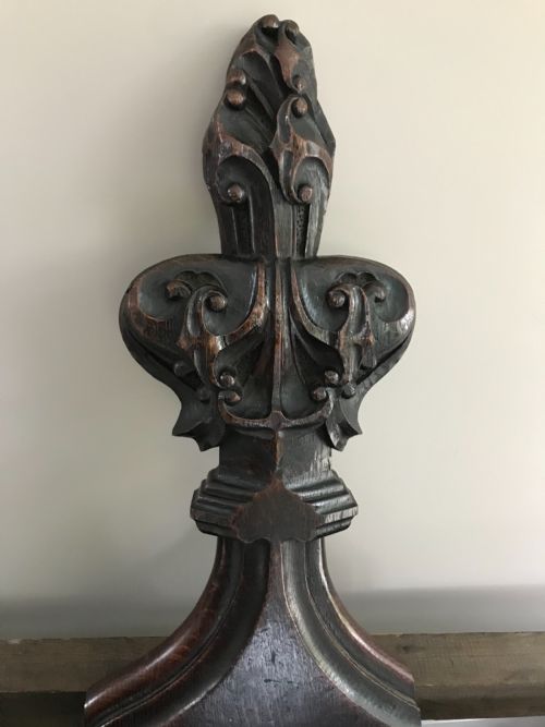 Victorian Church Carved Oak Ecclesiastical Poppy Finial