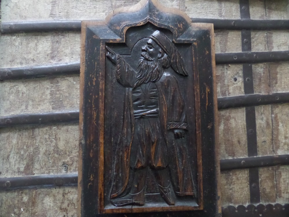 17th century Carved Oak Gothic WELSH NOBLEMAN Panel.