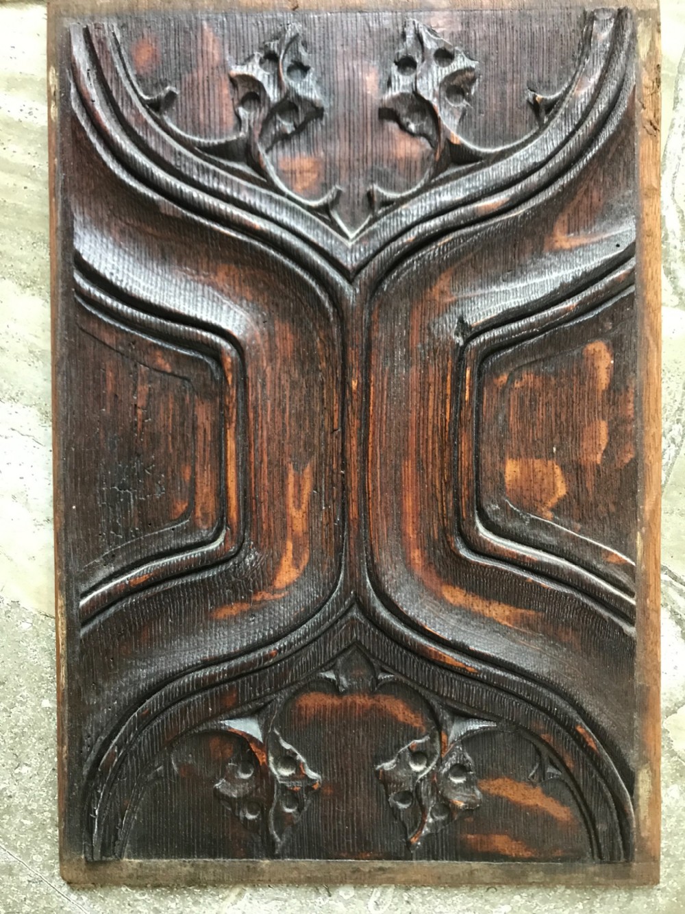 RARE 17TH CENTURY CARVED OAK PARCHEMIN GOTHIC REVIVAL PANEL