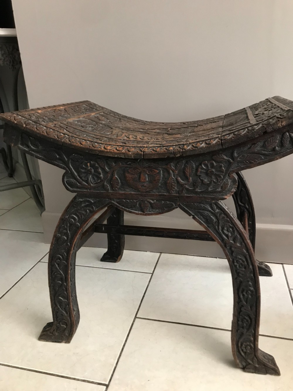 18th Century CARVED OAK GREEN MAN SCOTTISH STOOL View III