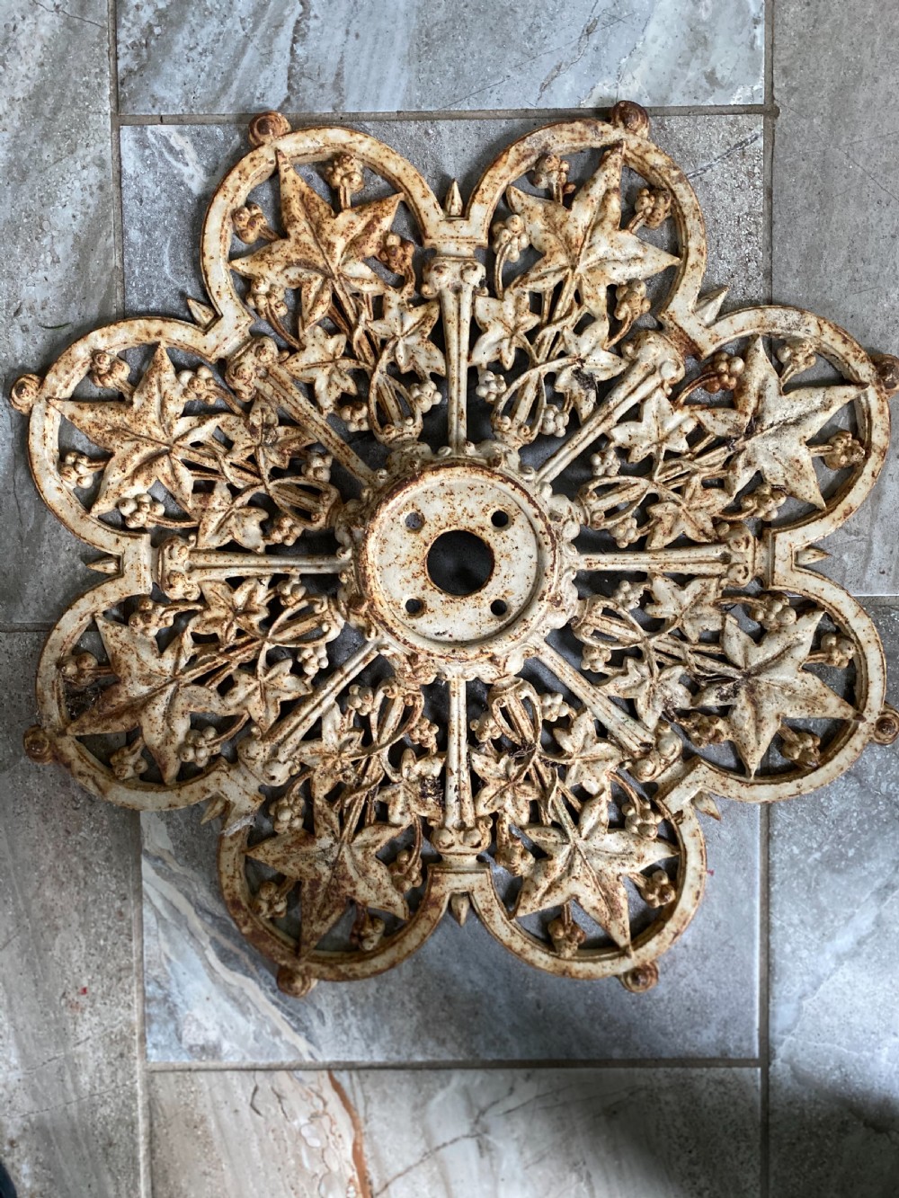 Large 19th Century Cast Iron Star Ceiling Rose