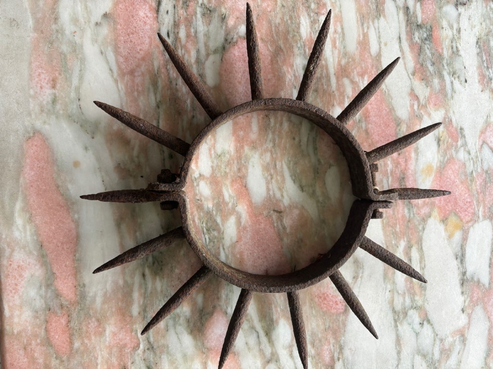 RARE Antique Prisoner Cast Iron Spiked Collar