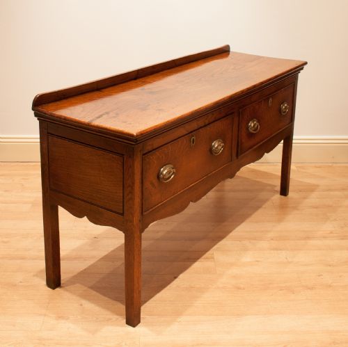 fig 2. Oak and Elm Dresser base, circa 1800