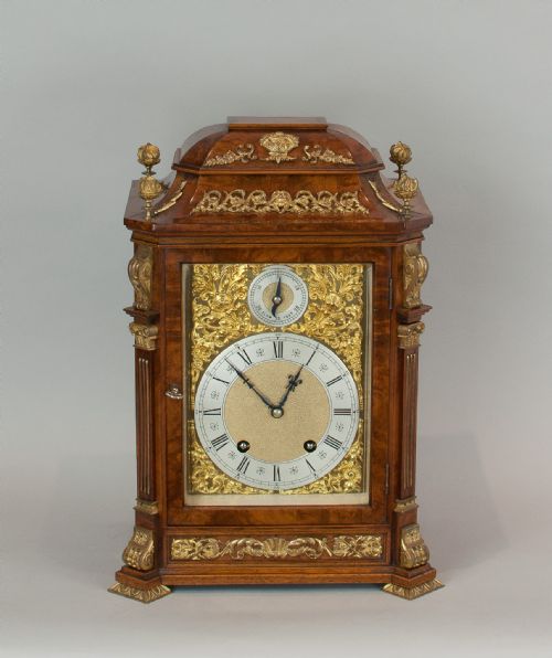 fig 2. A Fine Quality Burr Walnut Bracket / Mantel Clock By Lenzkirch Circa 1903