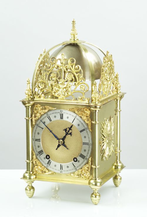 A Fine Quality Late Victorian Brass W&h Lantern Mantel Clock