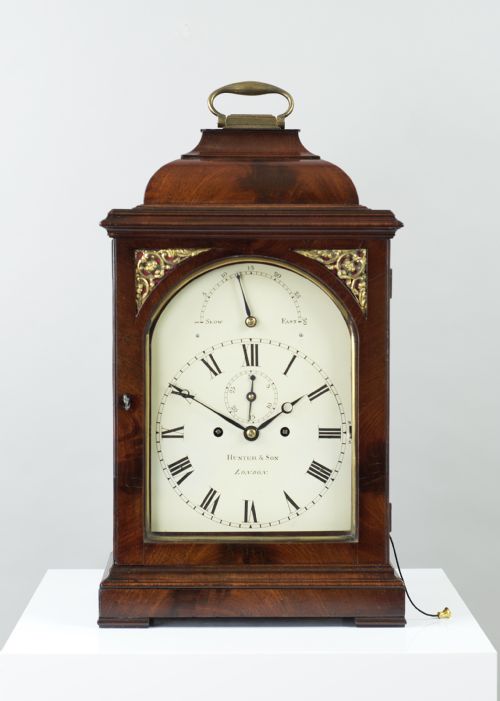 A Fine Quality George III Flame Mahogany Verge Bracket Clock by Hunter of London.