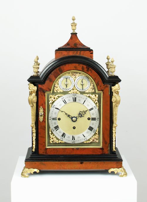 A Fine Quality Quarter Chiming Bracket / Mantel Clock, Elliott London C.1880