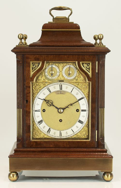 fig 1. A Fine Quality Quarter Chiming Bracket / Mantel Clock, London c.1890.
