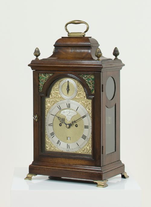fig 1. A Fine Quality Bell Top Georgian Bracket By Richard Grove Of London c.1770.