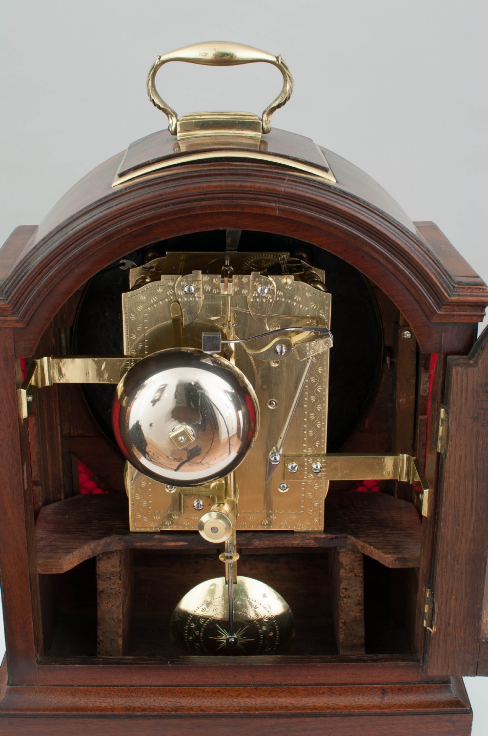 A fine quality Georgian mahogany bracket clock by Handley and Moore of London, retailed by George Frankcom of Portsea, c.1800. View III