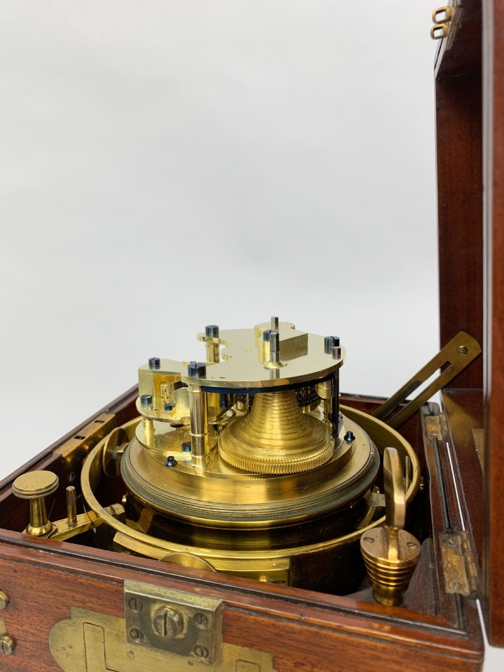 A fine quality 8 day marine chronometer by Robert Roskell, Liverpool. c.1839. View VII