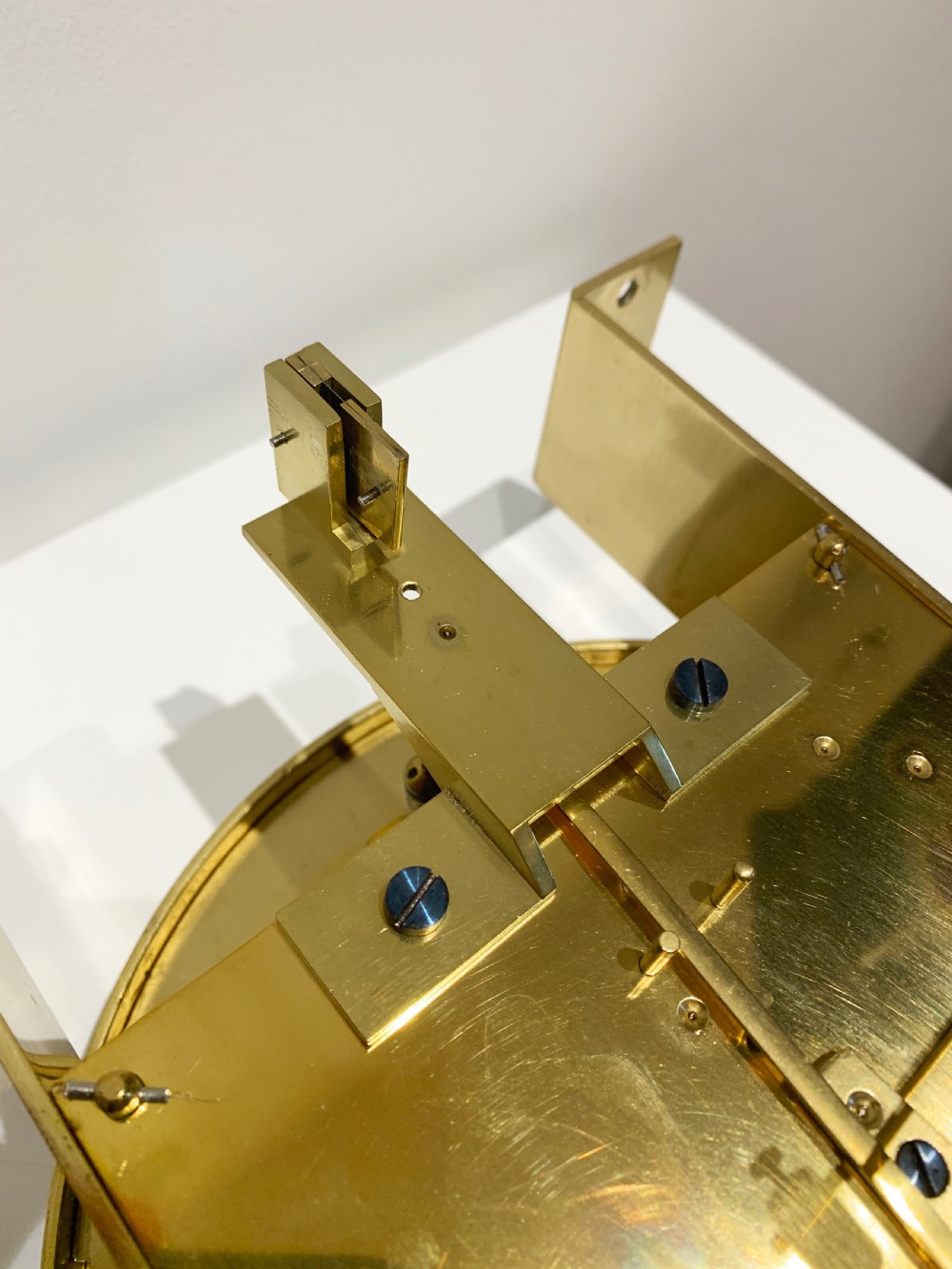 A fine quality 14 day regulator wall clock c.1870. View VIII