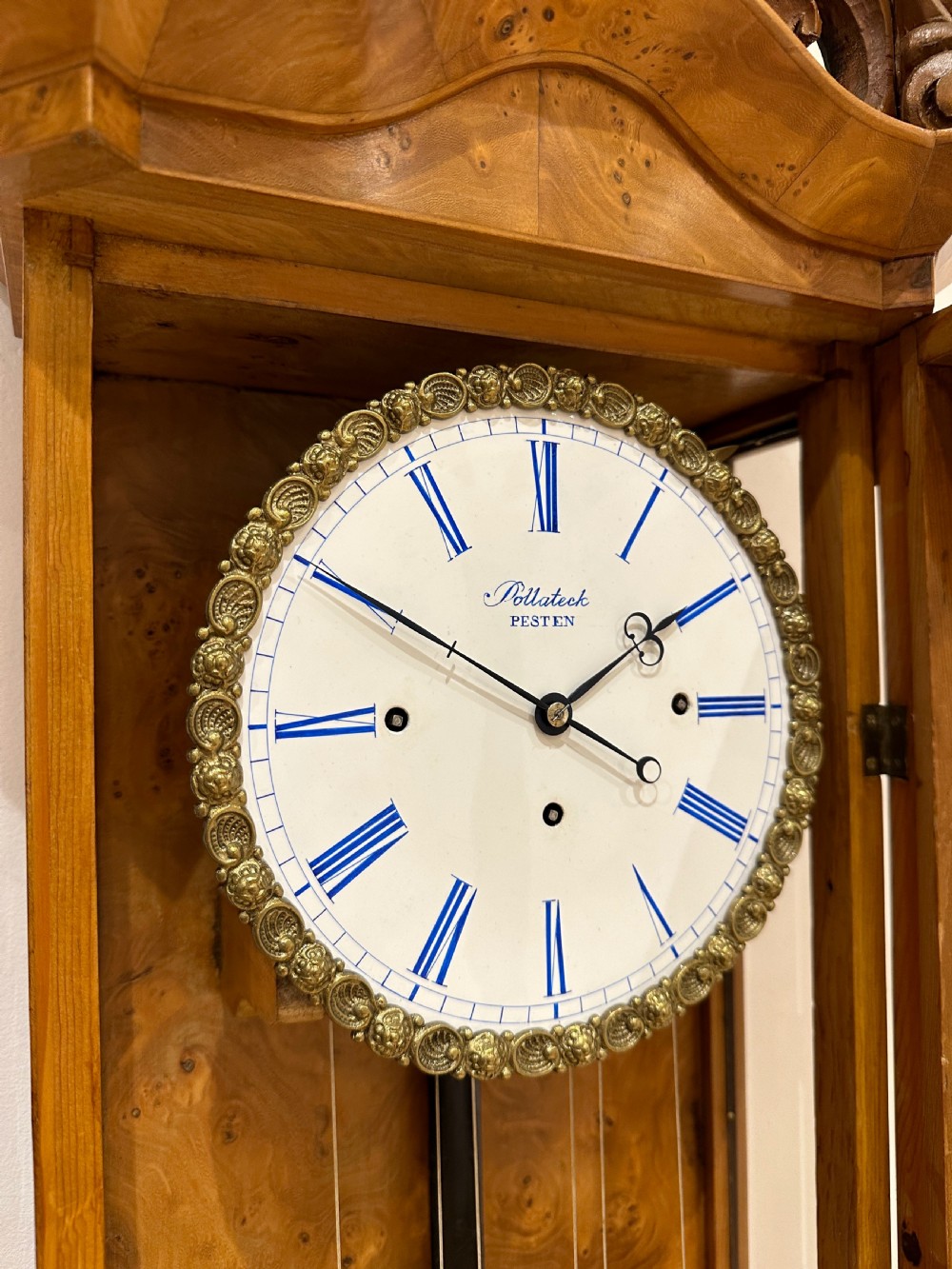 A Biedermeier Grande Sonnerie Vienna Regulator Wall Clock, Circa 1850. View XI