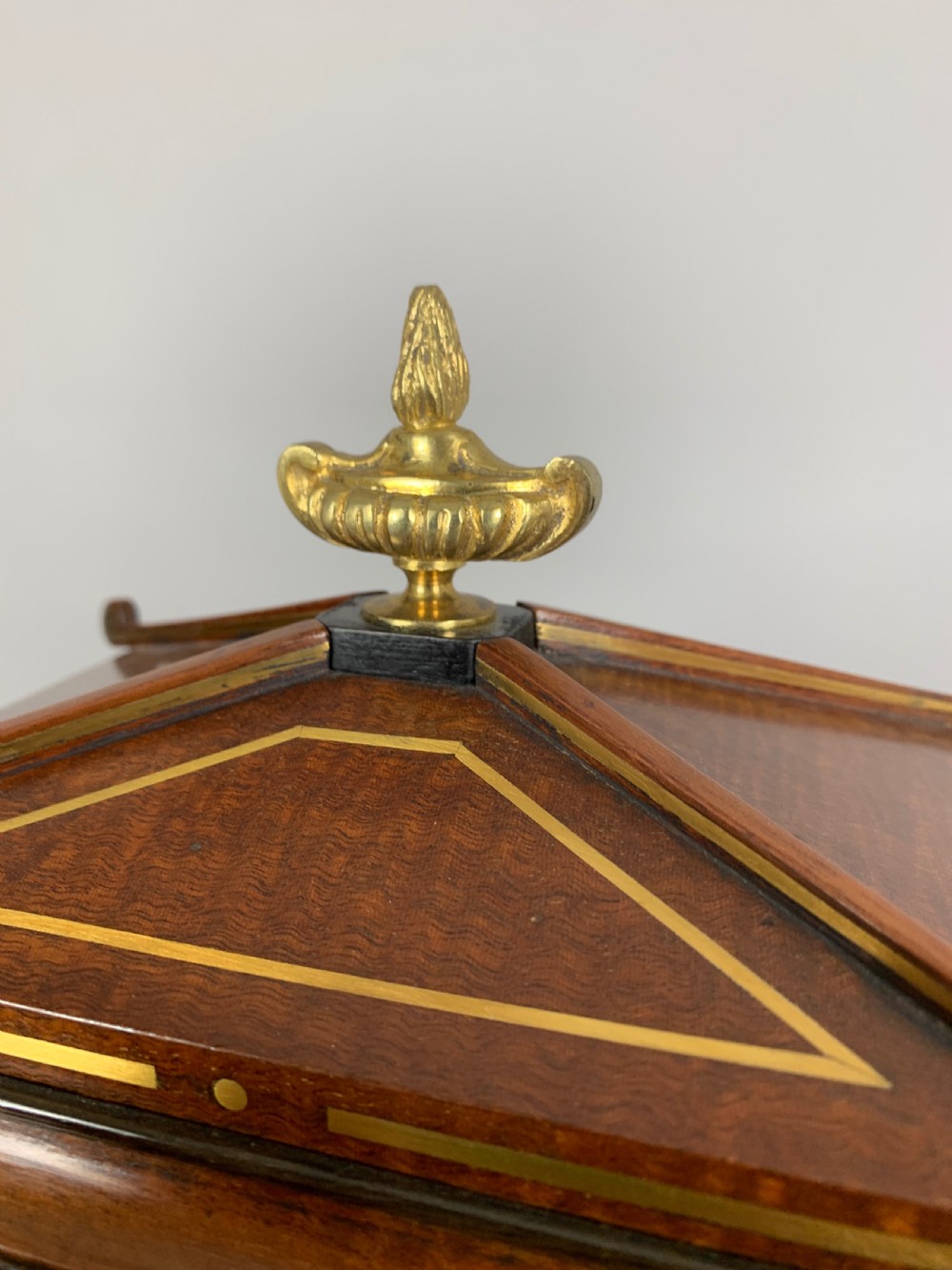A Fine Quality Mahogany Bracket / Mantel Clock By John Durden, 27 Fenchurch Street, London, C.1870 View XI