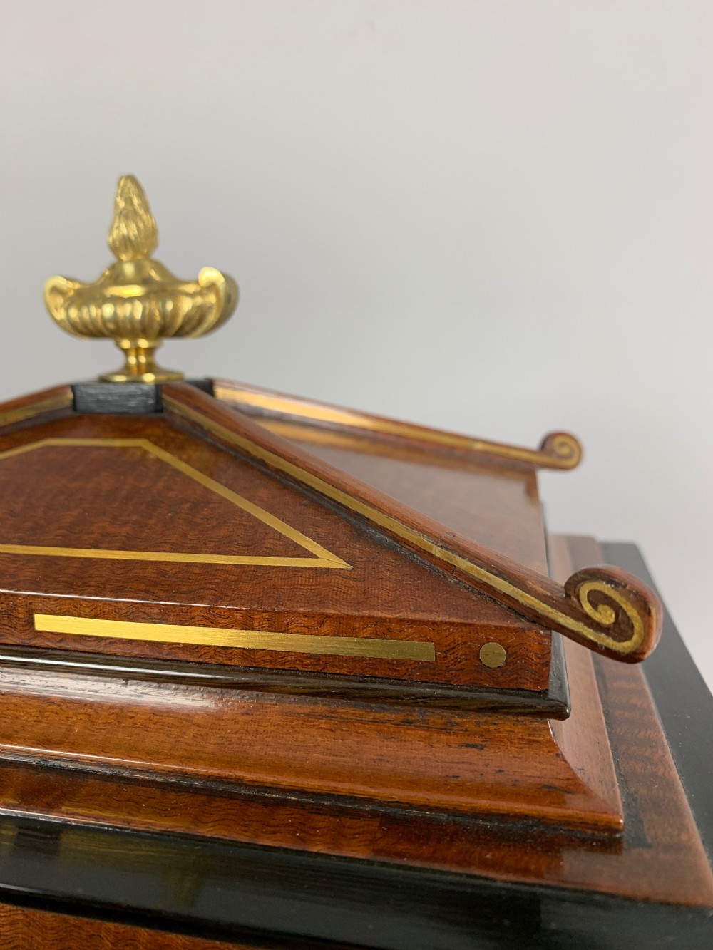 A Fine Quality Mahogany Bracket / Mantel Clock By John Durden, 27 Fenchurch Street, London, C.1870 View XII