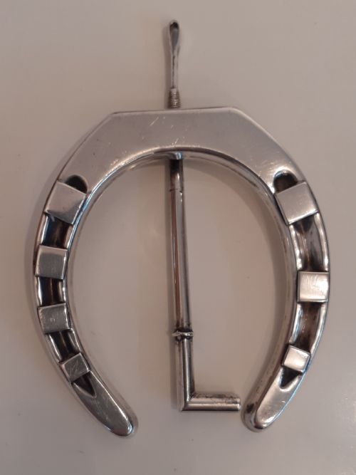 Late Victorian Silver Stand in the Form of a Horseshoe and Crop, 1896