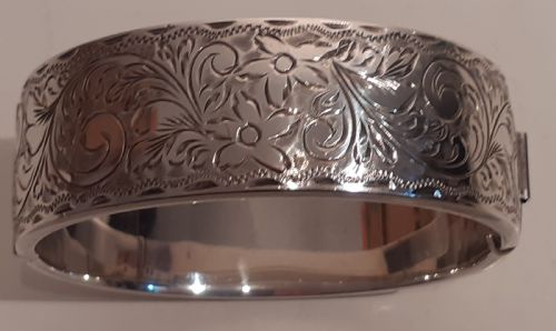 Heavy Silver Bangle, Hallmarked Birmingham 1962