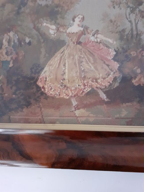 19TH CENTURY GROS PETIT POINT WOOL WORK IN ROSEWOOD FRAME - ADDITIONAL PHOTO 4