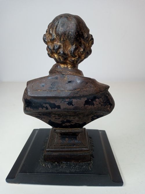 WILLIAM SHAKESPEARE BUST ON BLACK MARBLE PLINTH - ADDITIONAL PHOTO 1
