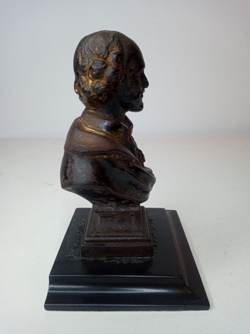 WILLIAM SHAKESPEARE BUST ON BLACK MARBLE PLINTH - ADDITIONAL PHOTO 3