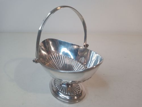 STERLING SILVER SWEET BOWL HALLMARKED 1883 - ADDITIONAL PHOTO 1
