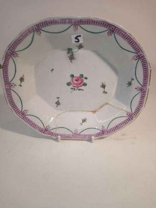 FIVE GEORGIAN CHELSEA PLATES AND BOWLS FROM THE 175060'S - ADDITIONAL PHOTO 16
