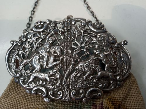 VICTORIAN STERLING SILVER 1899 'PETIT POINT' EVENING PURSE - ADDITIONAL PHOTO 2
