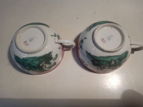 PAIR OF 17501760'S HAND PAINTED MEISSEN CUPS - ADDITIONAL PHOTO 2