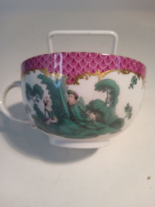 PAIR OF 17501760'S HAND PAINTED MEISSEN CUPS - ADDITIONAL PHOTO 5
