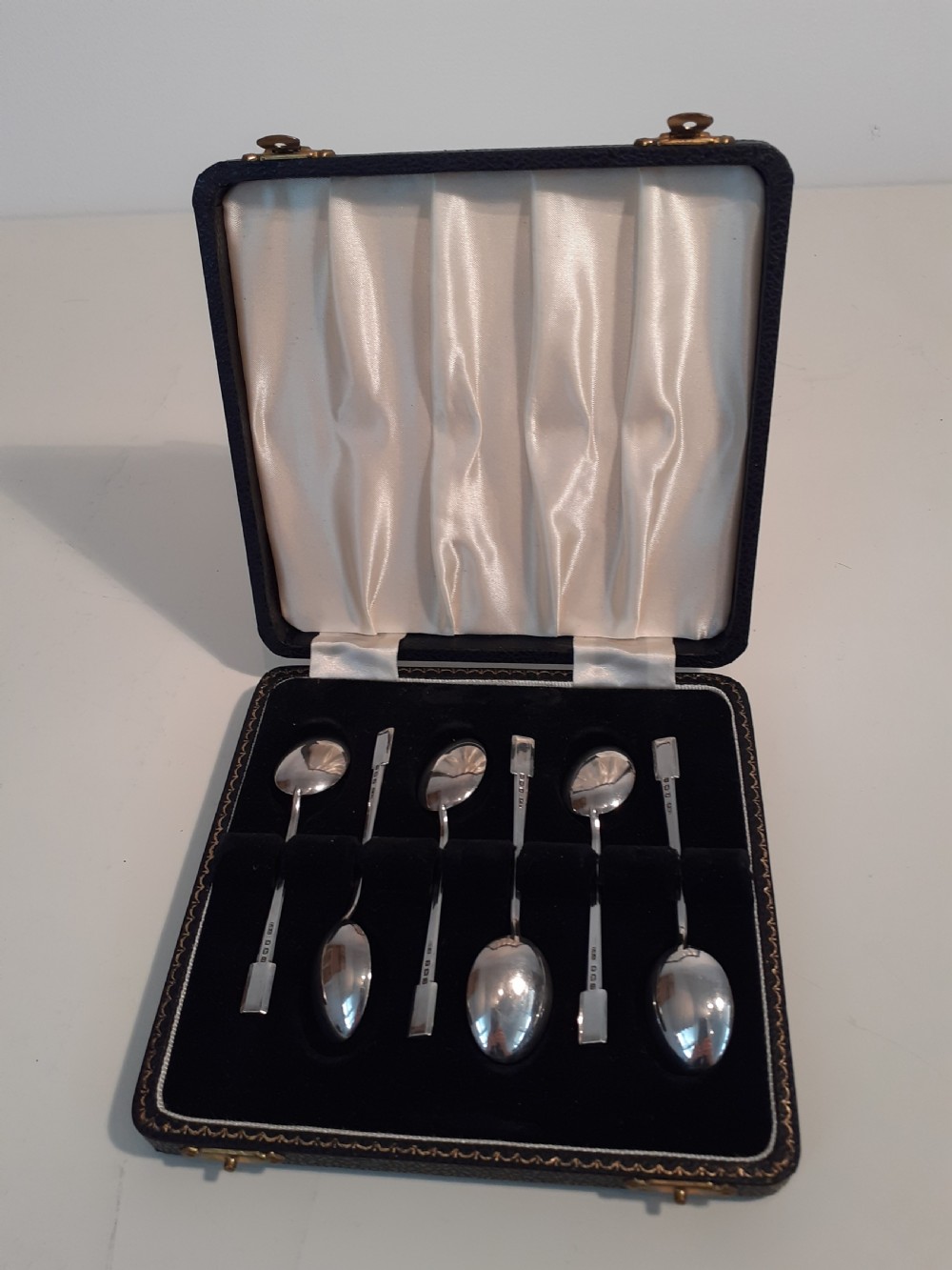 Six Art Deco Silver Coffee Spoons, Hallmarked Birmingham 1913 View II
