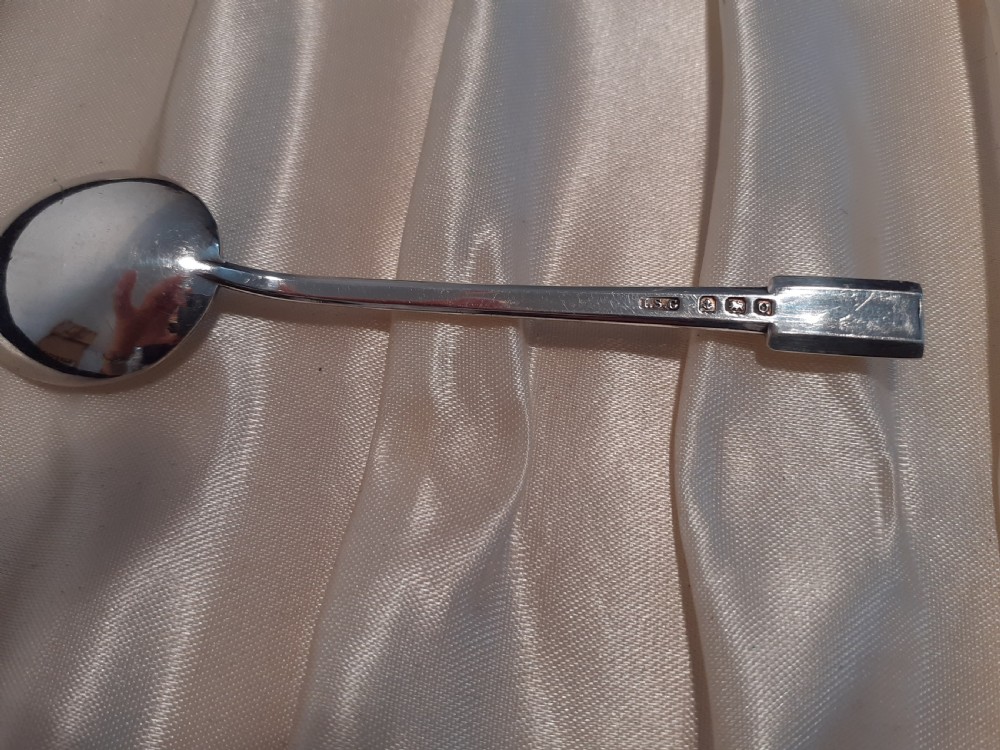 Six Art Deco Silver Coffee Spoons, Hallmarked Birmingham 1913 View III