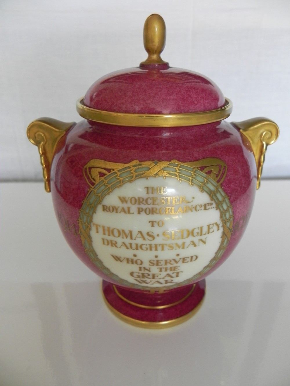 Royal Worcester 1919 WWI commemorative Urn Vase