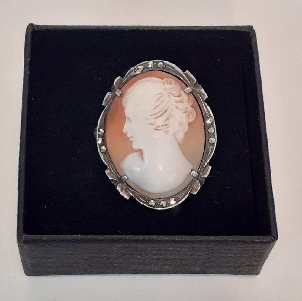 Art Deco Silver Cameo Brooch and Pendant View III