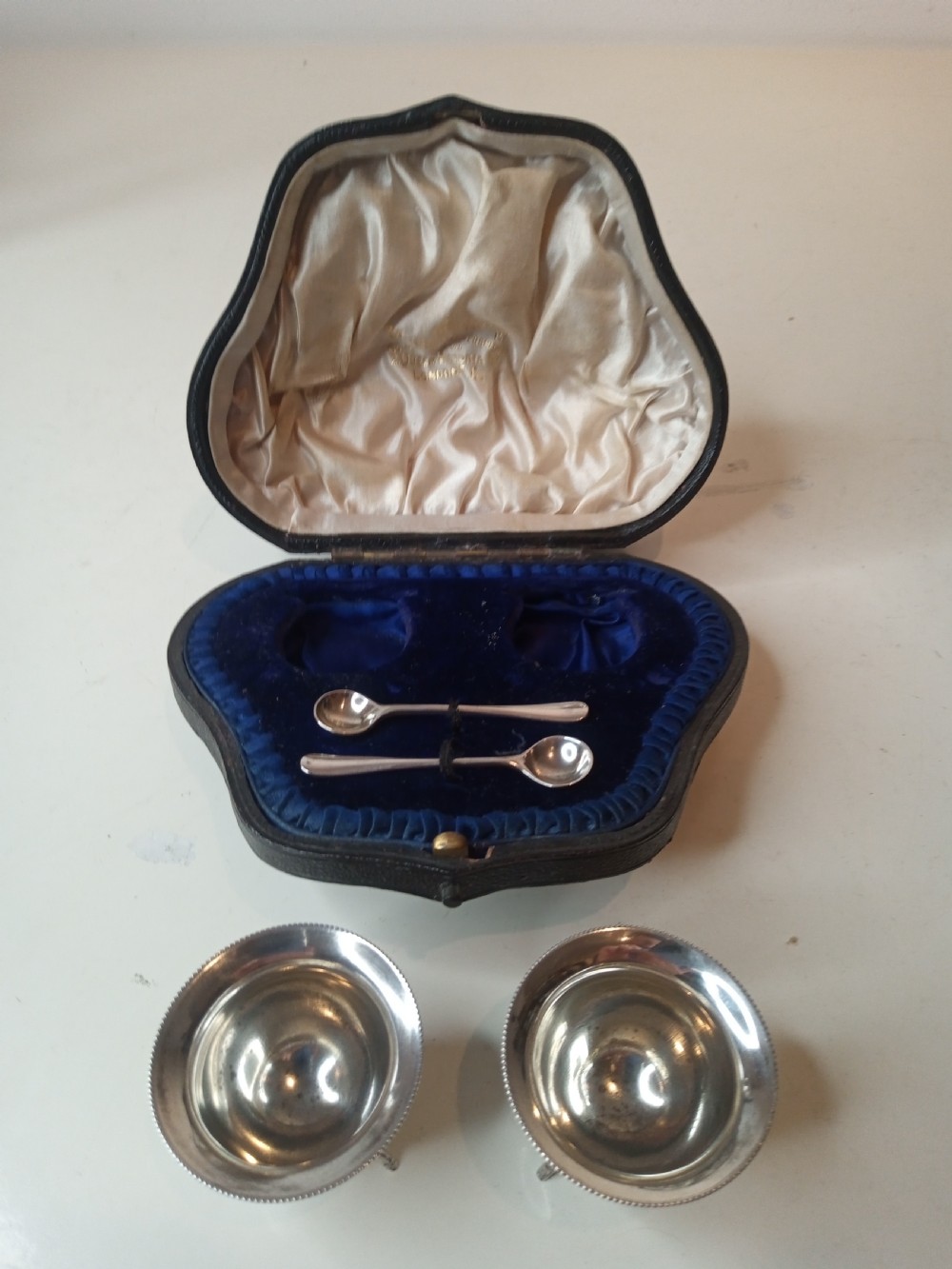 Silver Mappin & Webb Condiment Set, Hallmarked 1904 View III