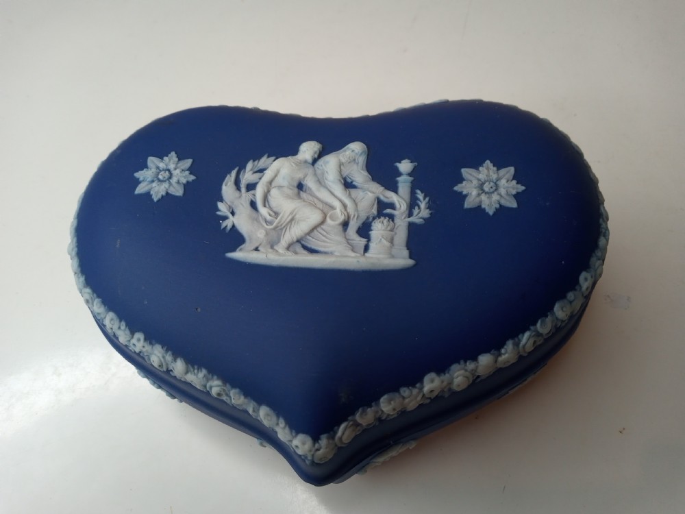 Wedgwood Jasperware Trinket Box, 1912