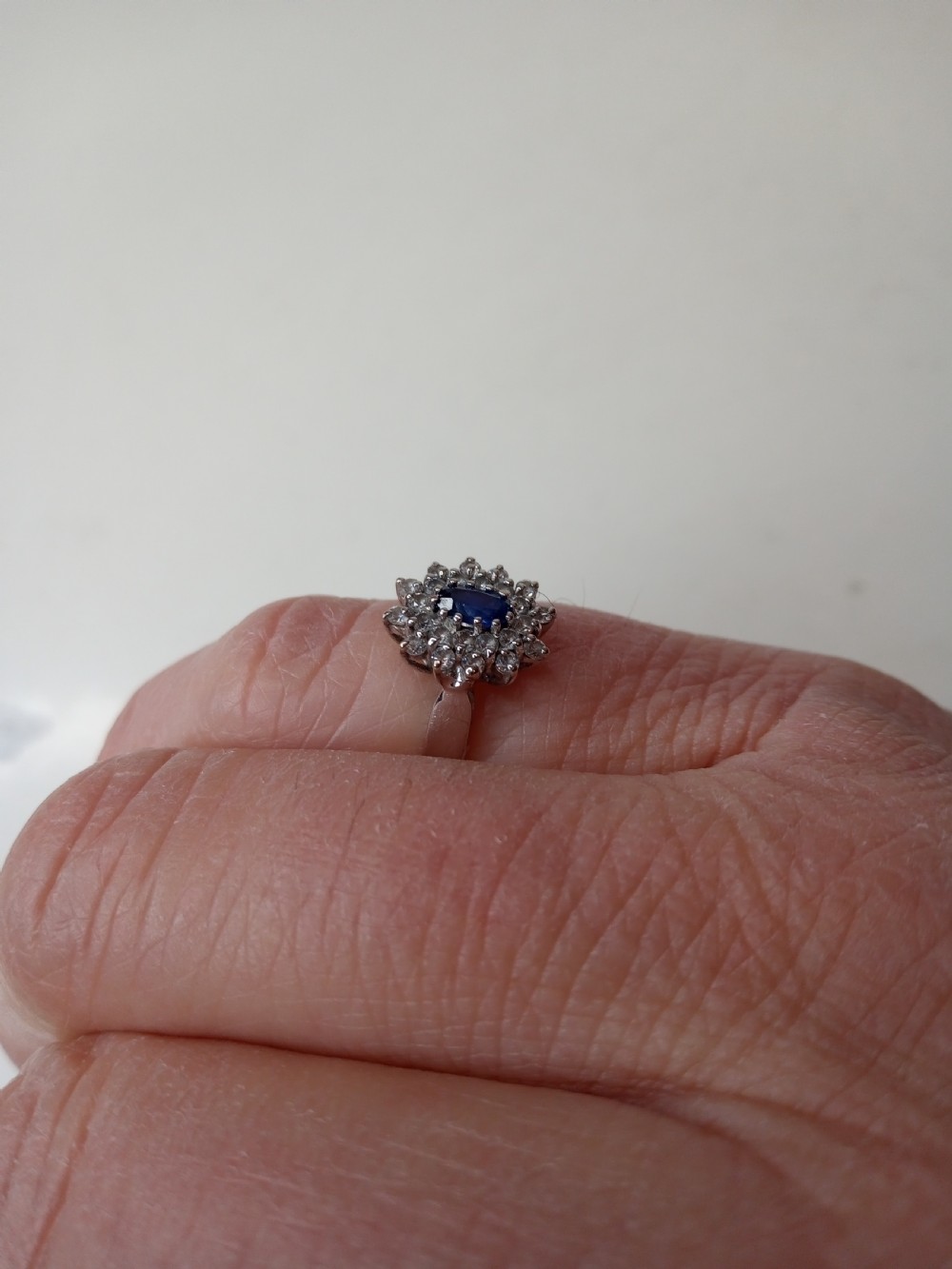 18 Carat White Gold Ring with Saphire and Diamonds View V