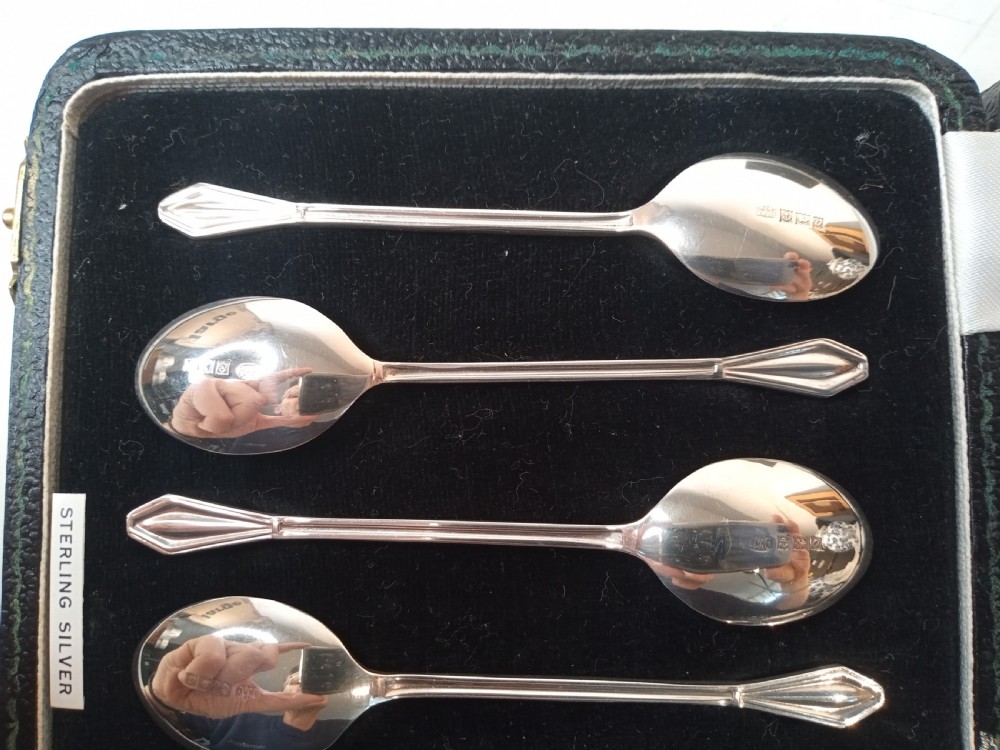 Set of six Silver Spoons, Hallmarked 1963. View IV