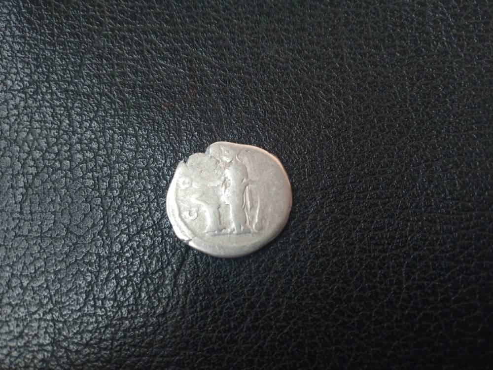 Silver Coin, Dinarius, Antonius Pius  ca 138-161 AD View IV