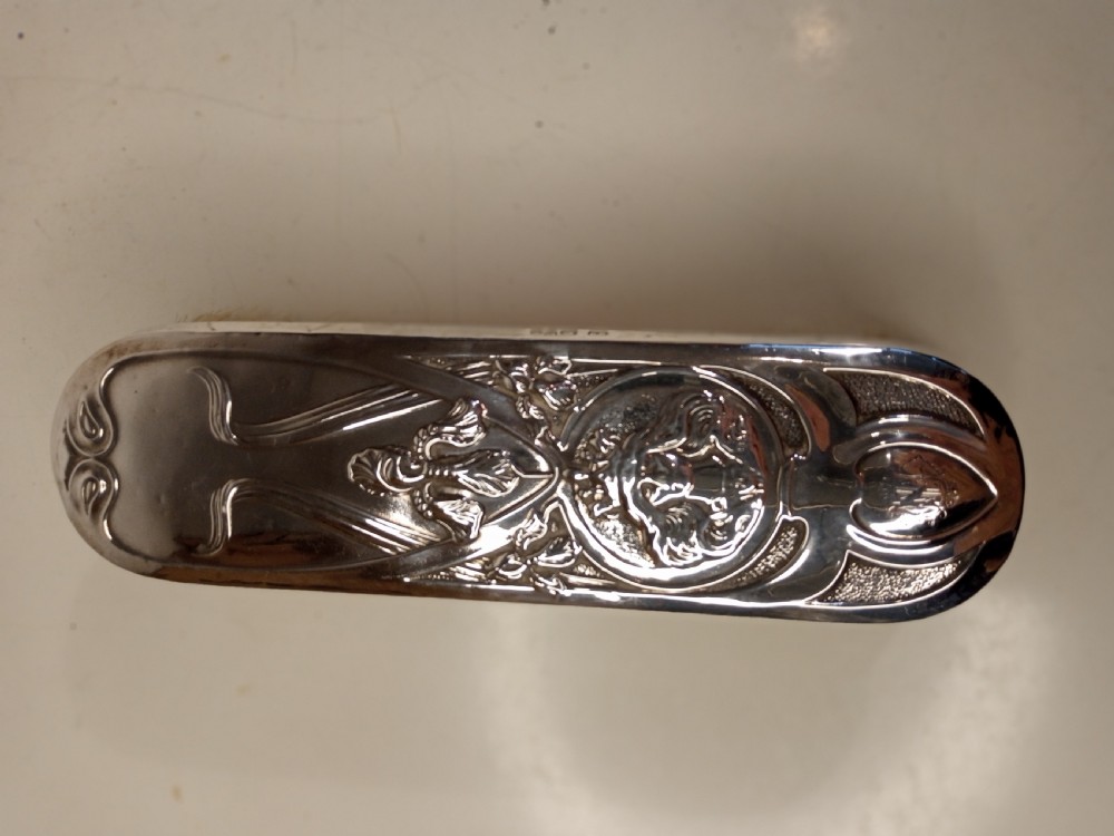 Sterling Silver Vanity-Set, 1910 View VII