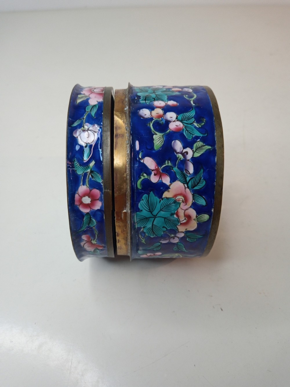 Qing Dynasty Enamel Box View IX