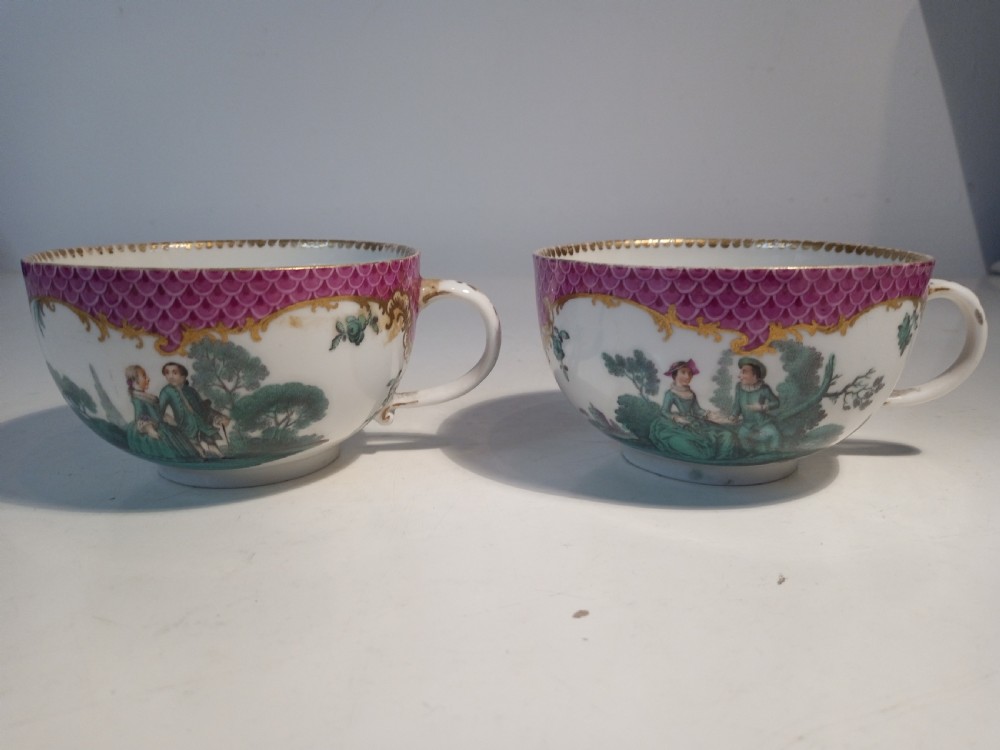 Pair of 1750/1760's hand painted Meissen Cups