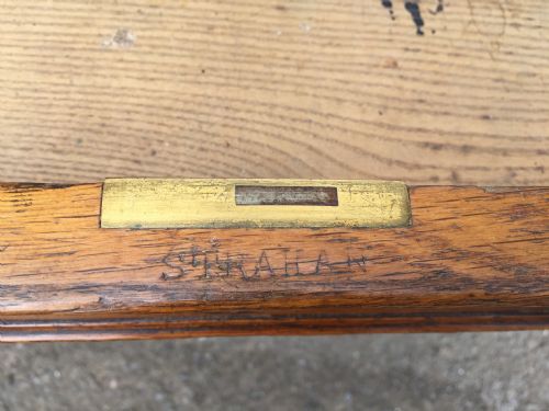 A VERY FINE QUALITY OAK CENTER OR LIBRARY TABLE MADE BY ROBERT STRAHAN CO DUBLIN - ADDITIONAL PHOTO 6