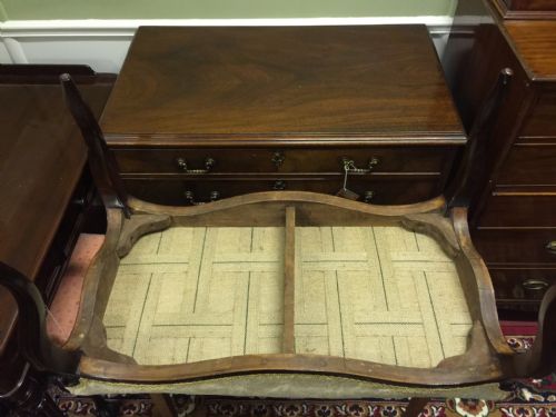 A FINE EARLY VICTORIAN ROSEWOOD STOOL - ADDITIONAL PHOTO 3