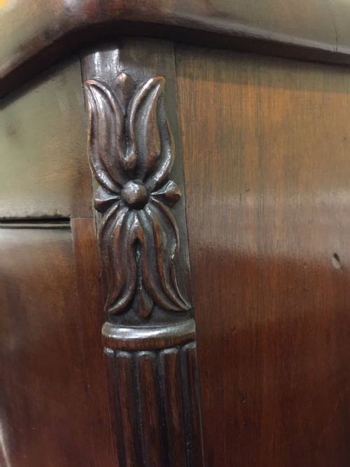 REGENCY MAHOGANY BOWFRONT CHEST OF DRAWERS - ADDITIONAL PHOTO 2
