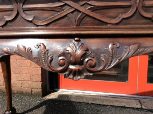 SUPERB IRISH MAHOGANY CENTRE TABLE - ADDITIONAL PHOTO 2