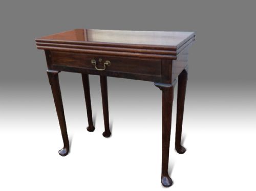 a fine george ii mahogany triple fold games and tea table - CATEGORY: ANTIQUE TABLES - DATED GEORGIAN