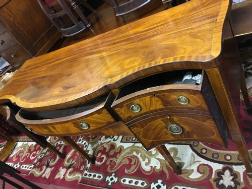 A SUPERB GEORGE III SHERATON STYLE SERPENTINE MAHOGANY AND INLAID SIDEBOARD - ADDITIONAL PHOTO 10